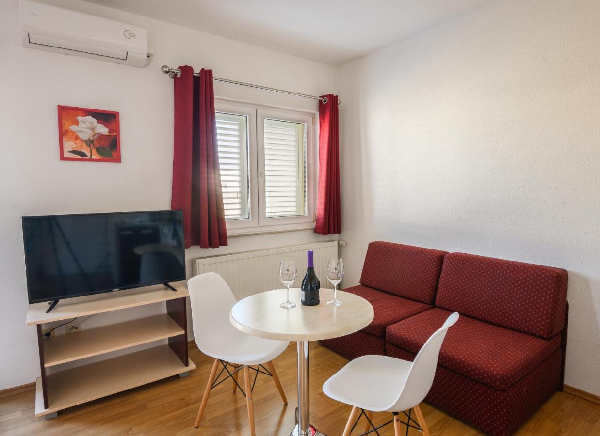 Apartments Blatancic Vodice Ngoại thất bức ảnh