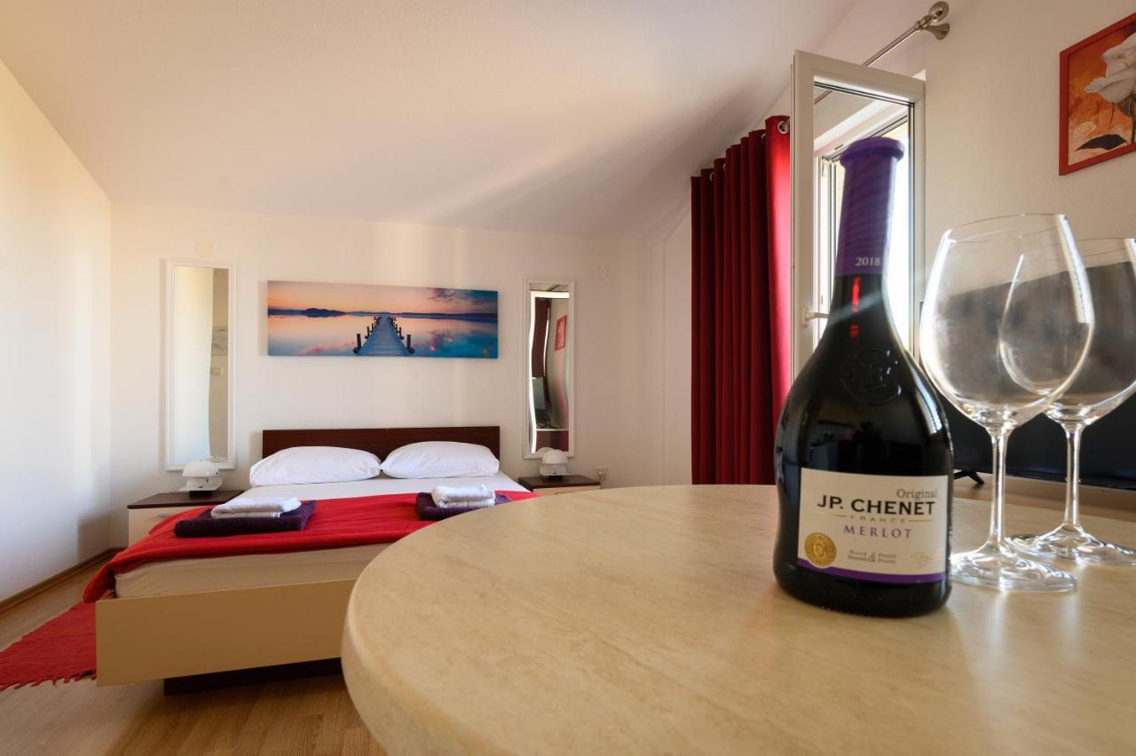 Apartments Blatancic Vodice Ngoại thất bức ảnh